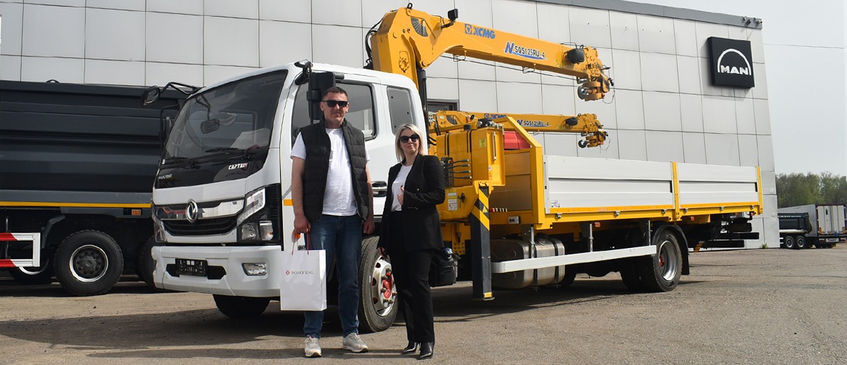 КМУ XCMG SQS125-4 на шасси DongFeng C120L для строительной компании!